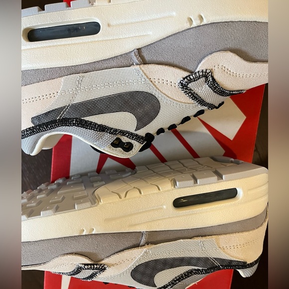Nike | Air Max 1 Inside Out Premium SE - Picture 4 of 13